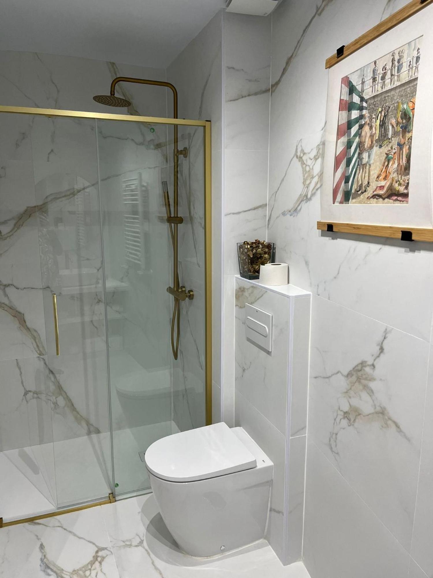 Apartamento Salsipuedes-La Catedral Oviedo Eksteriør bilde